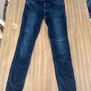 Abercrombie & Fitch Women’s The Jean Legging Mid Rise